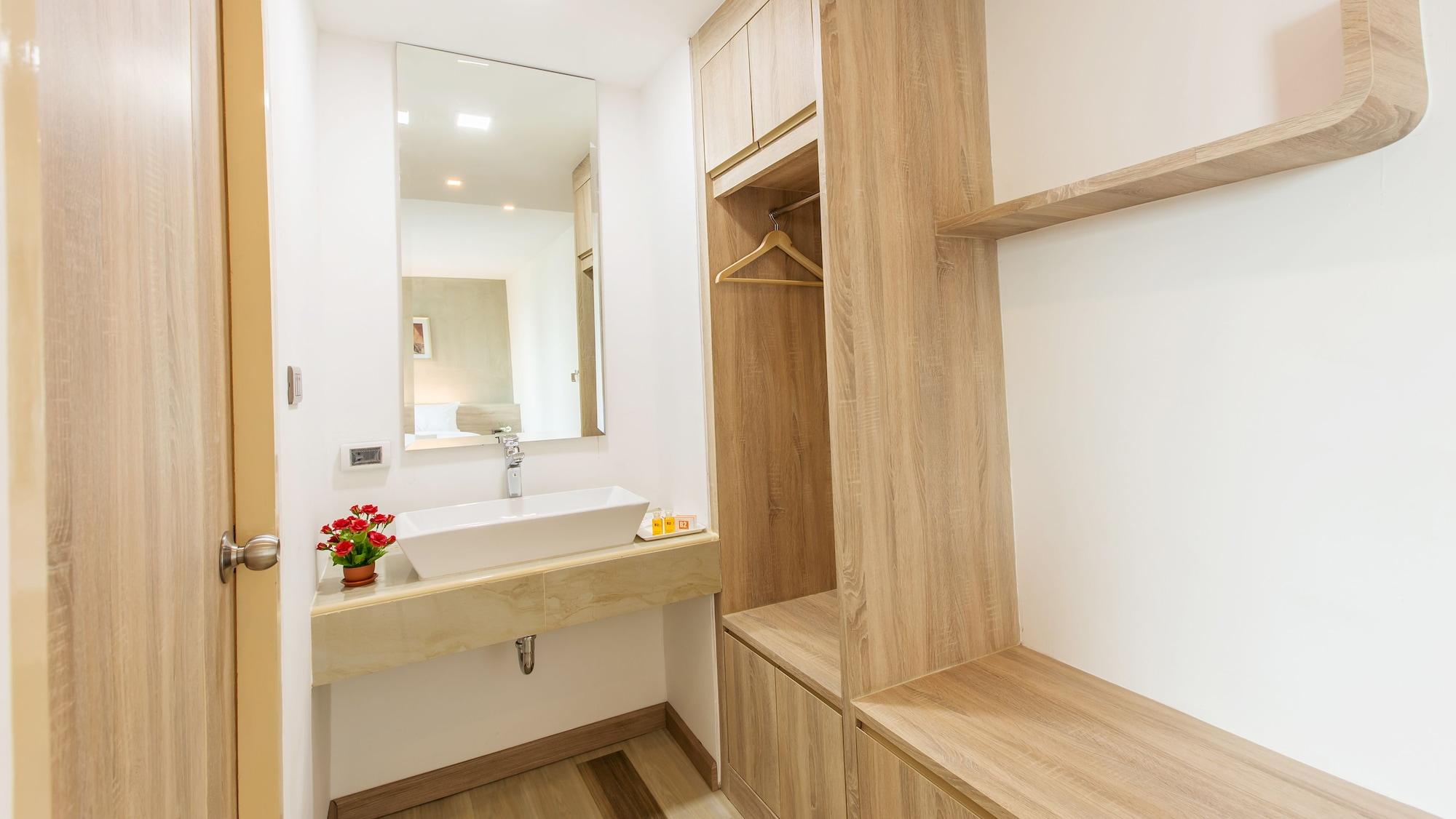 B2 Ubon Premier Hotel Ubonratcsathani Kültér fotó